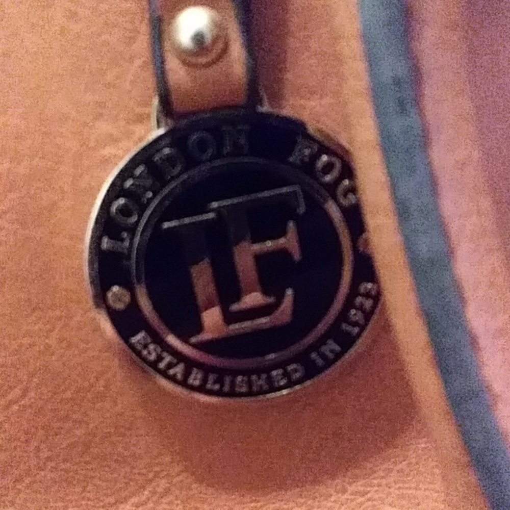 Purse - Picture 2 of 6